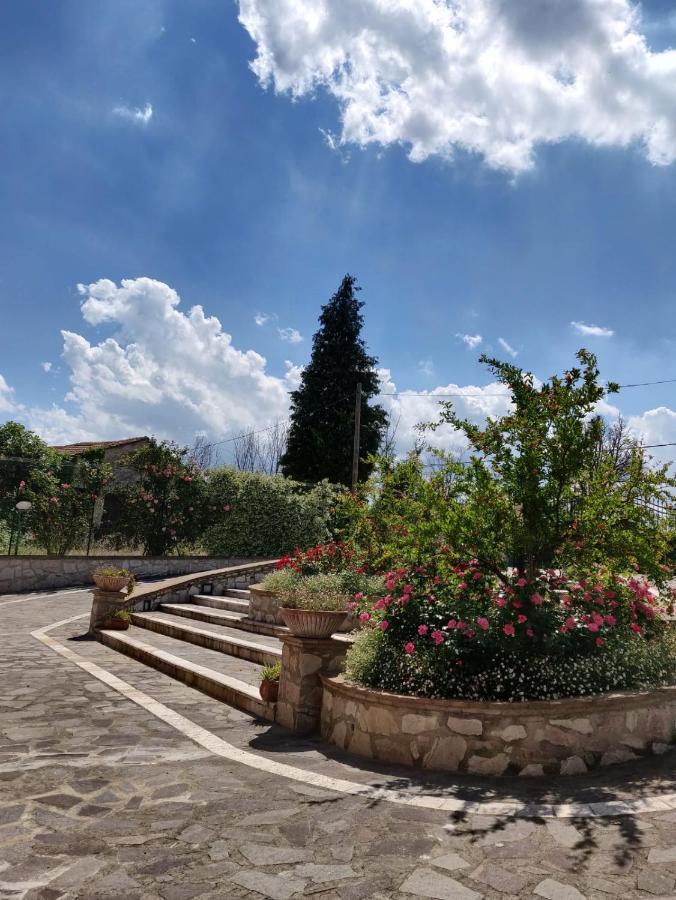 I Due Melograni Agriresort Tarano Extérieur photo
