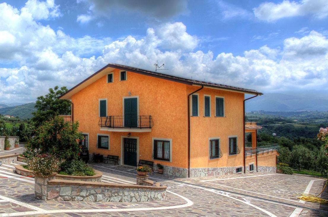 I Due Melograni Agriresort Tarano Extérieur photo