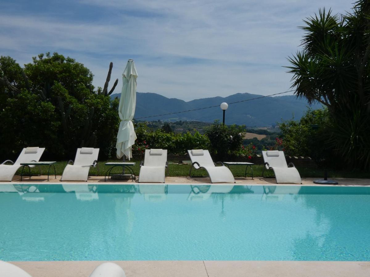 I Due Melograni Agriresort Tarano Extérieur photo