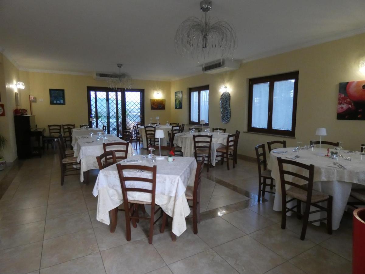I Due Melograni Agriresort Tarano Extérieur photo